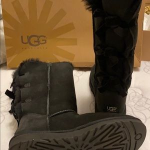 Tall Black Bailey Bow Uggs